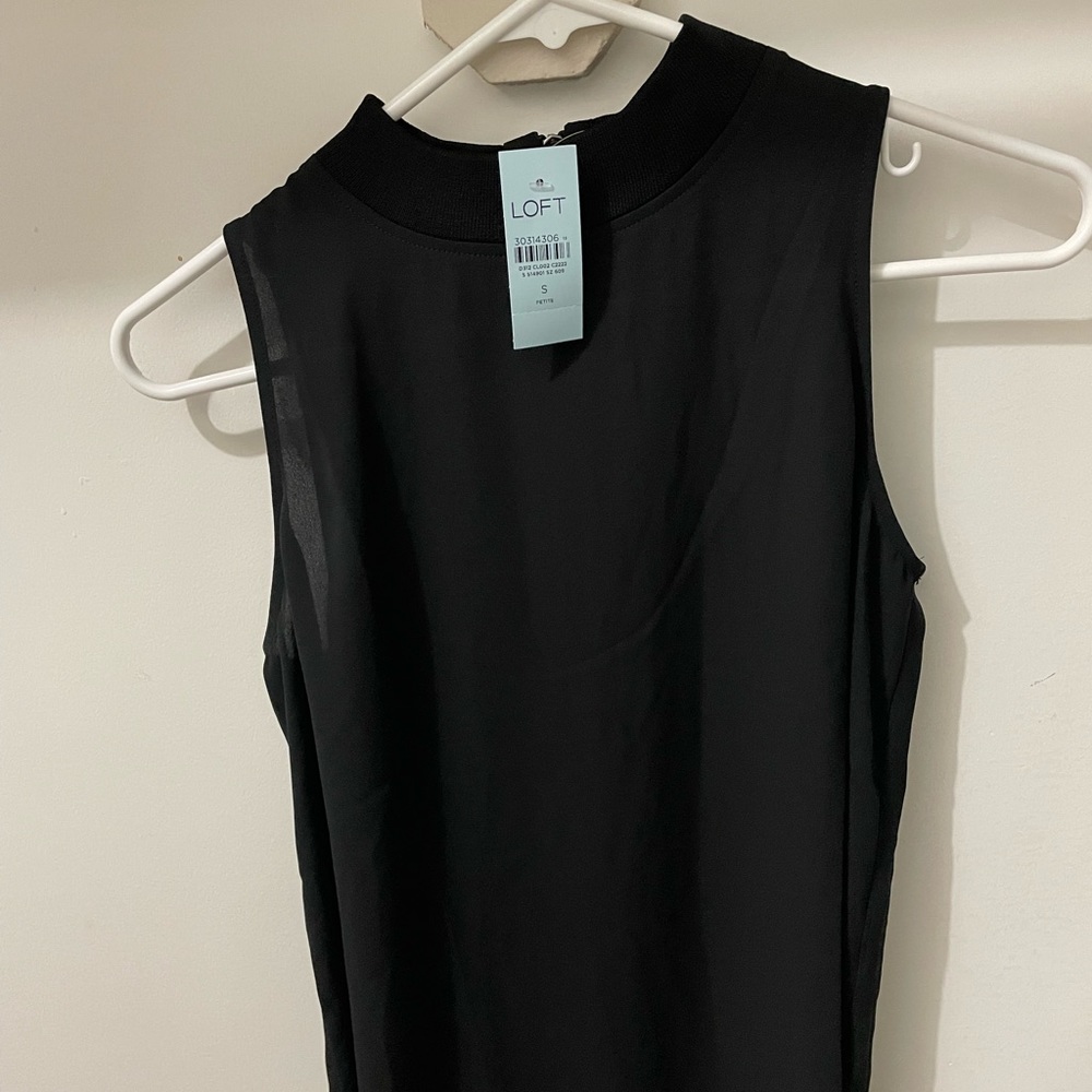 NWT black sleeveless blouse LOFT
